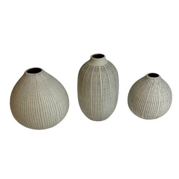 White Stoneware Vases Black Polka Dots Set of 3 Sizes New In Box Home Decor - Picture 2 of 6
